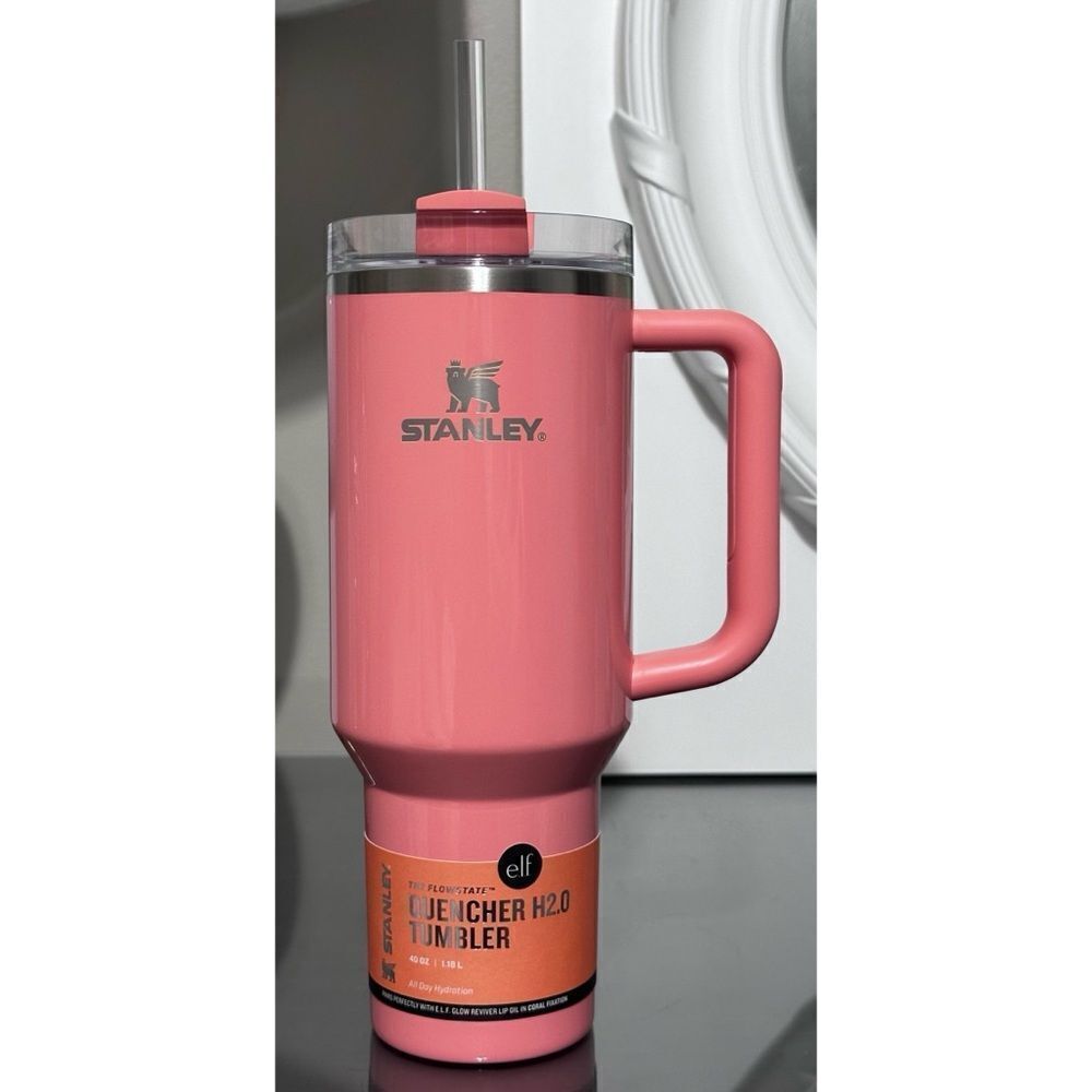 Stanley X e.l.f. Quencher H2.0 FlowState Tumbler 40oz,‎ CORAL FIXATION